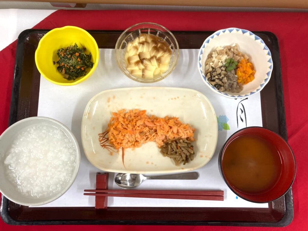 食一住宅型有料老人ホーム〈ベストライフ松戸中央〉の食事例　刻み食